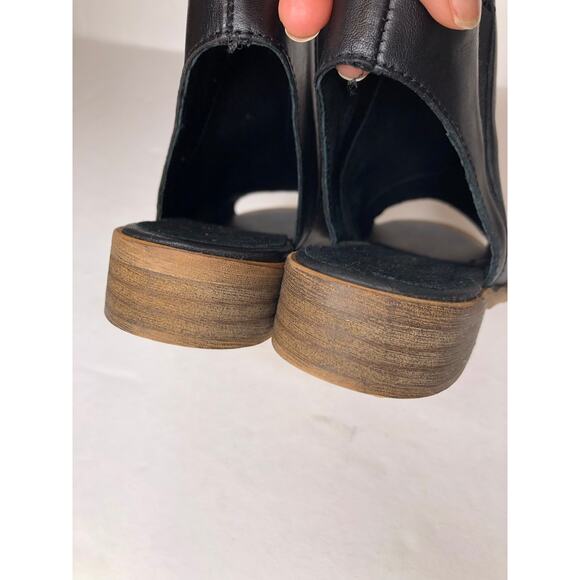 Musse & Cloud Black Open-Toe Flats - Picture 8 of 15